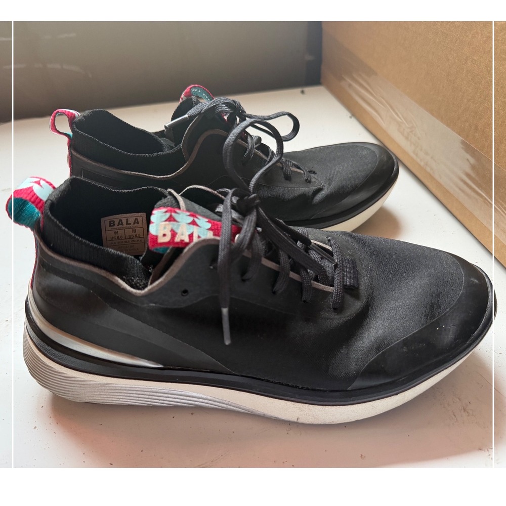 BALA Twelves Nursing Sneakers Black Pink Teal WFNU-1201 Womens 8 Mens 6.5